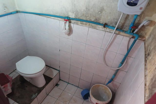 Bad in einem Guesthouse in Muang Khua